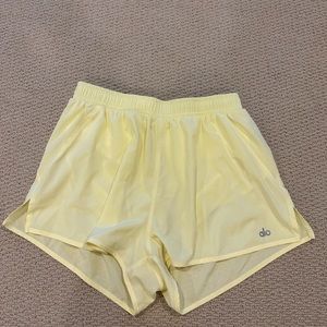 Alo Yoga Stride Shorts